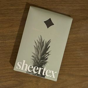 Sheertex Tights Mini Dot - Size Medium, New in Package